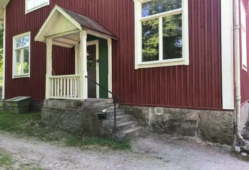 Aamiaismajoitus (B&B) Rytterne Kyrkskola