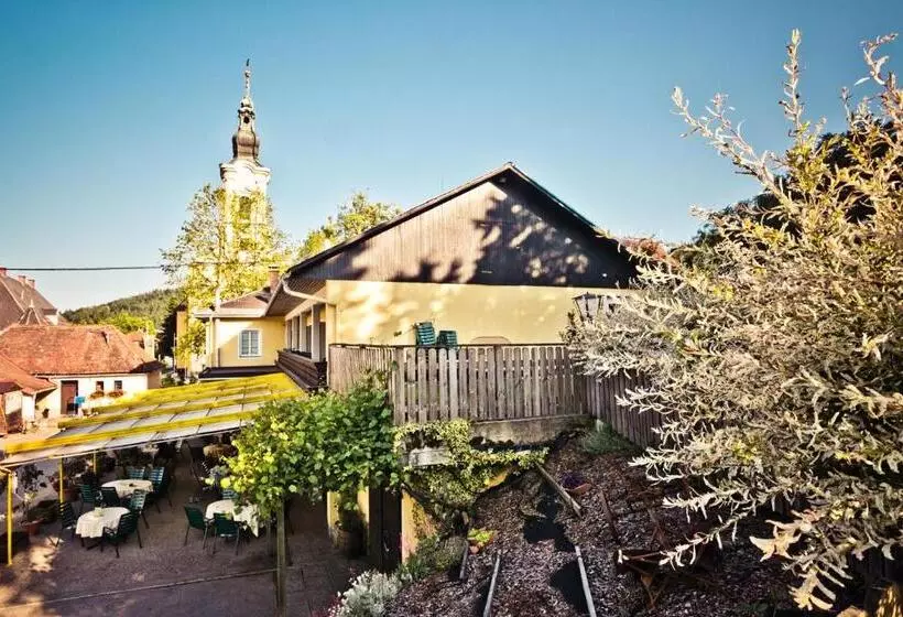 ユースホステル Gasthof Mauthner Zum Kirchenwirt