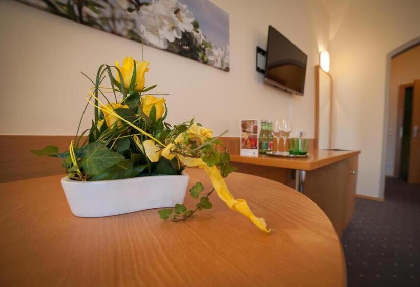 Общежитие Gasthof Mauthner Zum Kirchenwirt