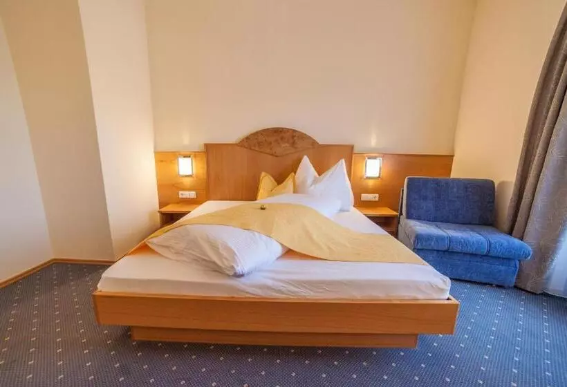 ユースホステル Gasthof Mauthner Zum Kirchenwirt