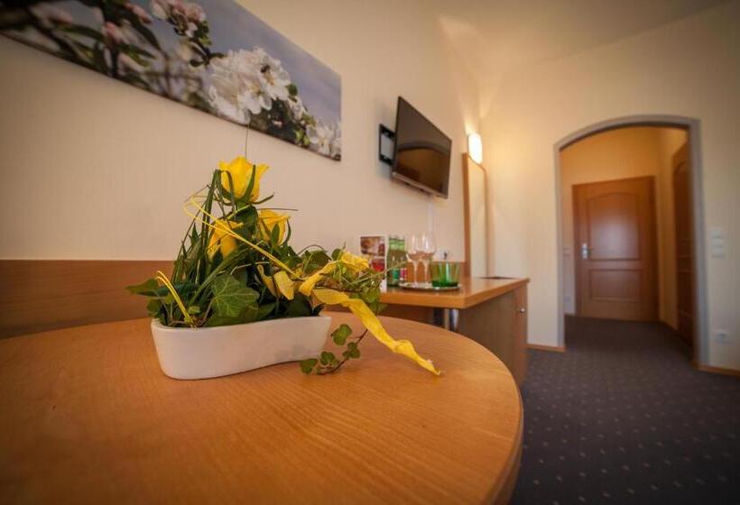 Общежитие Gasthof Mauthner Zum Kirchenwirt