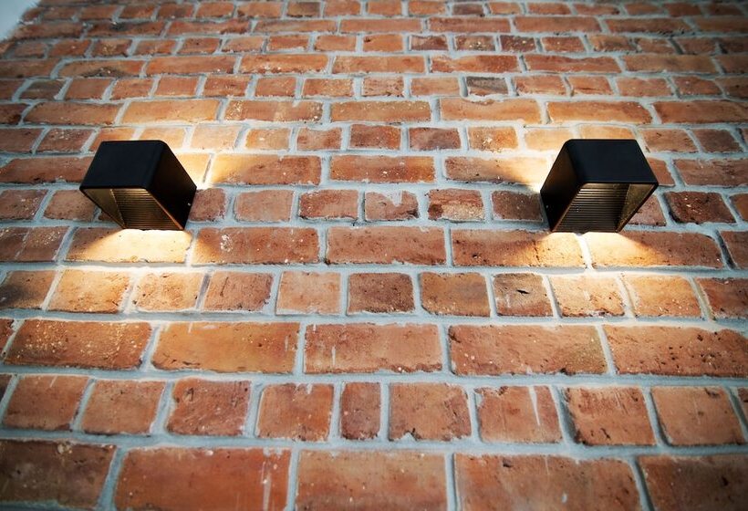 ユースホステル Kauhuhu Casa