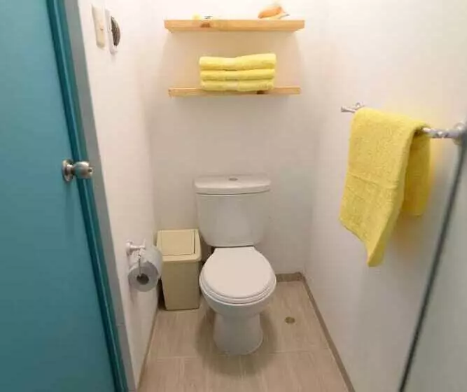 ユースホステル Kauhuhu Casa