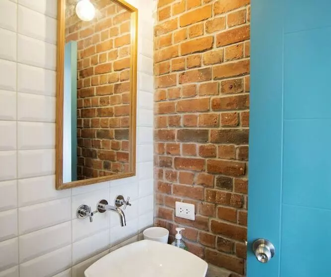 ユースホステル Kauhuhu Casa