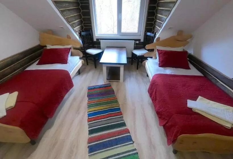 Retkeilymaja Lian Family Hotel & Restaurant