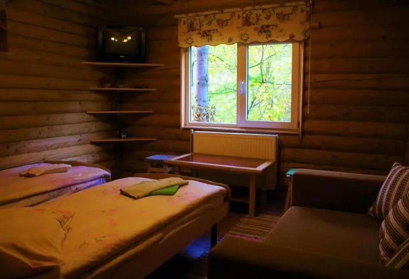 Retkeilymaja Lian Family Hotel & Restaurant