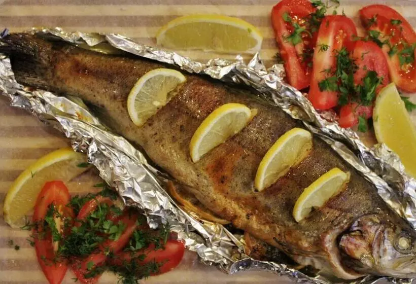 Retkeilymaja Lian Family Hotel & Restaurant