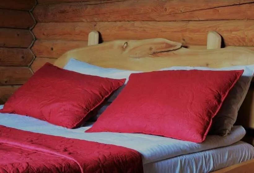 Retkeilymaja Lian Family Hotel & Restaurant