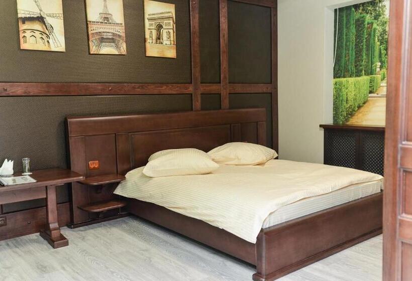 Albergue Nashe Misto Guest House