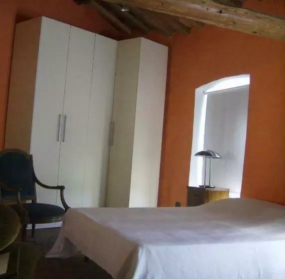 Aamiaismajoitus (B&B) Benvenuti Altrove