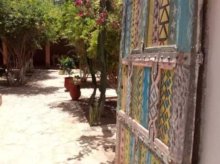 Aamiaismajoitus (B&B) Maison Nomades