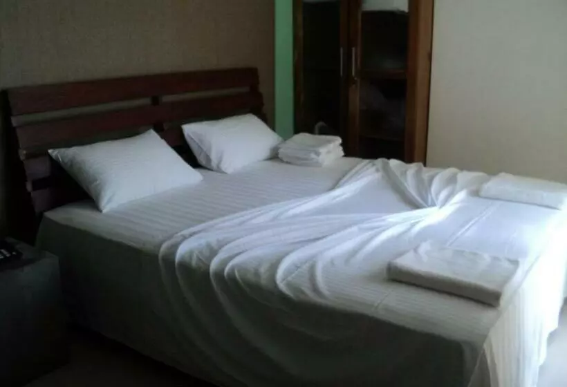 Hotelli Kandy Dawson Bungalow