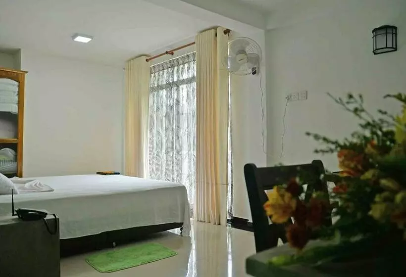 Hotelli Kandy Dawson Bungalow