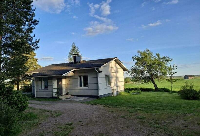 בית מלון כפרי Levomäki Farm Cottages