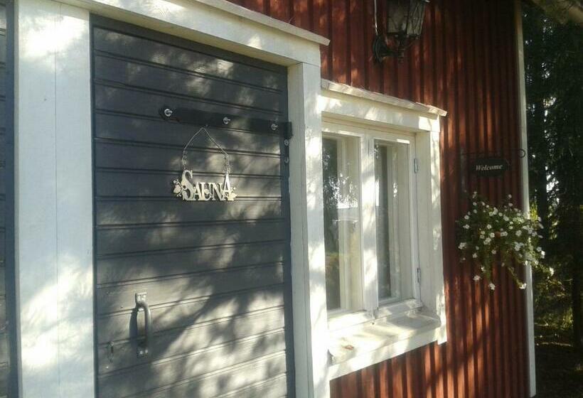 בית מלון כפרי Levomäki Farm Cottages