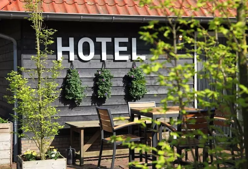 Hotelli Hof Van  S Gravenmoer