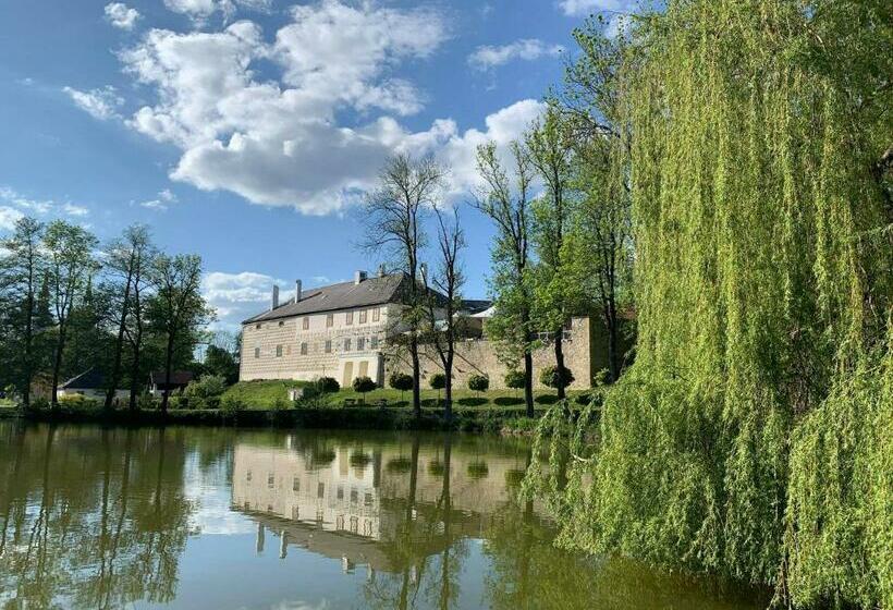 בית מלון כפרי Tvrz Orlice