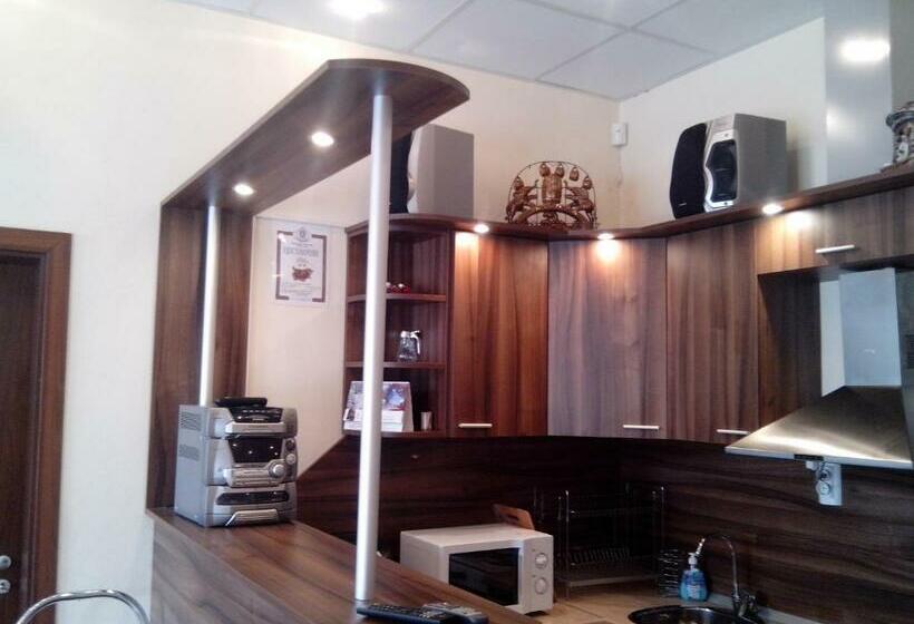 بنسيون Advel Guest Hous