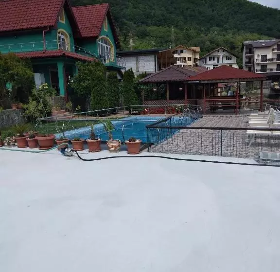 Majatalo Casa Lucian