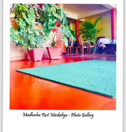 پانسیون Madhusha Rest