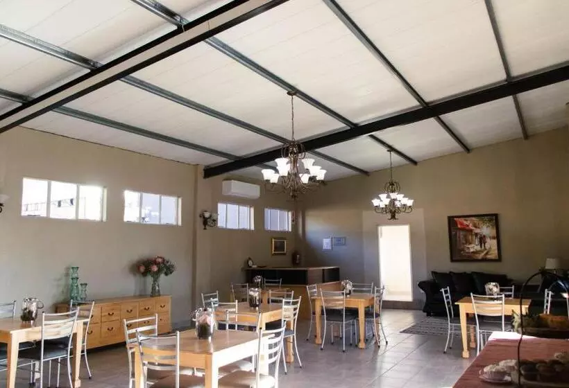 ペンション Marjaniek Wedding Venue & Guest House