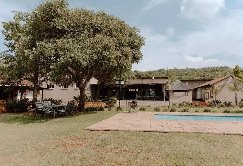 ペンション Marjaniek Wedding Venue & Guest House