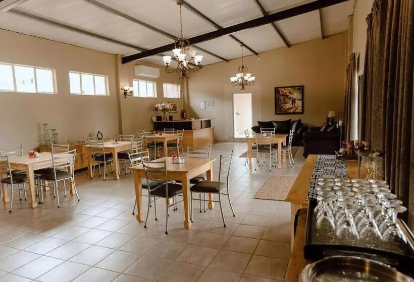 ペンション Marjaniek Wedding Venue & Guest House