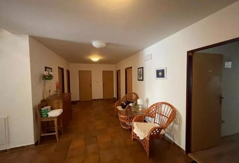 Majatalo Penzion Adler