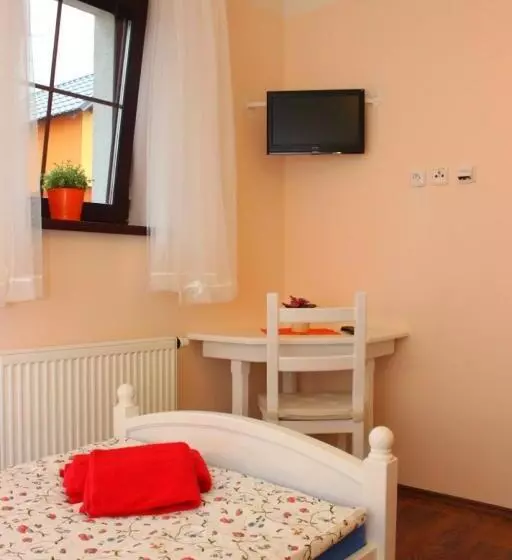 ペンション Penzion Pulčínské Skály