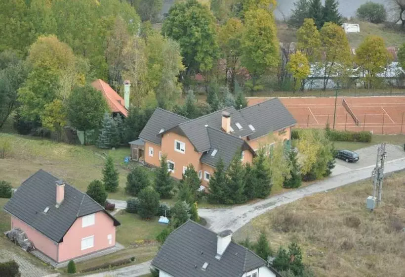 Majatalo Penzion Richnava