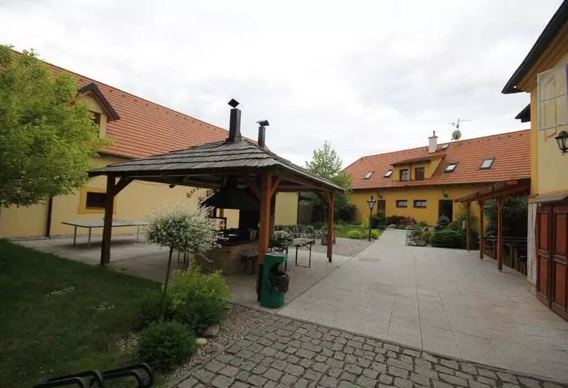 Majatalo Pivovarský Dvůr Plasy