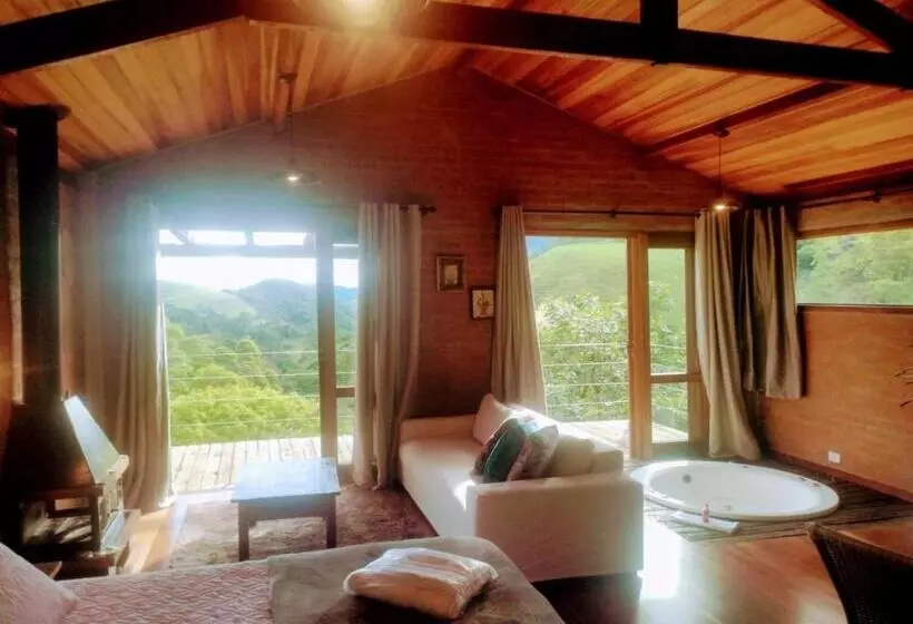 ペンション Pousada Serra Do Luar