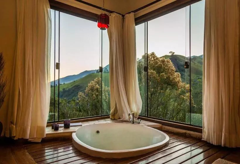 ペンション Pousada Serra Do Luar