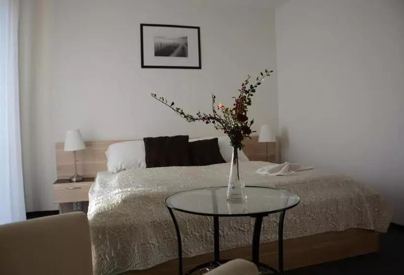 ペンション Sport Klub Hvozd