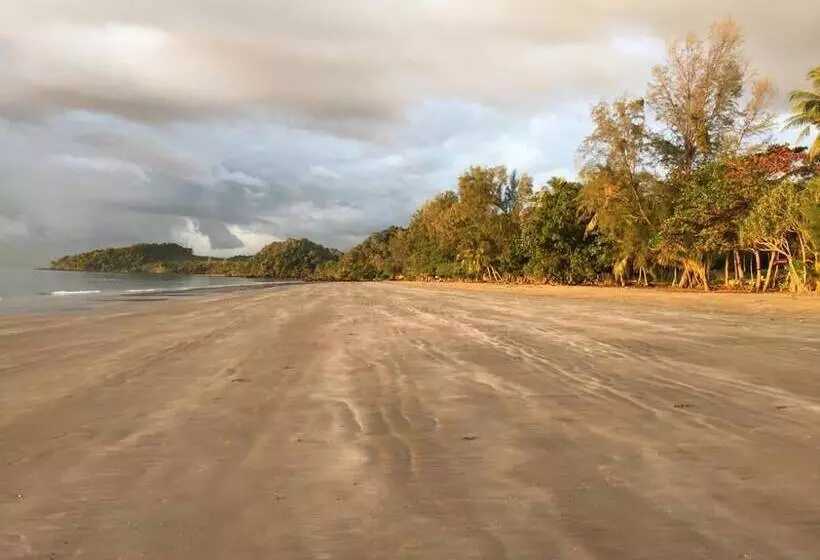 Yataa Spa And Resort