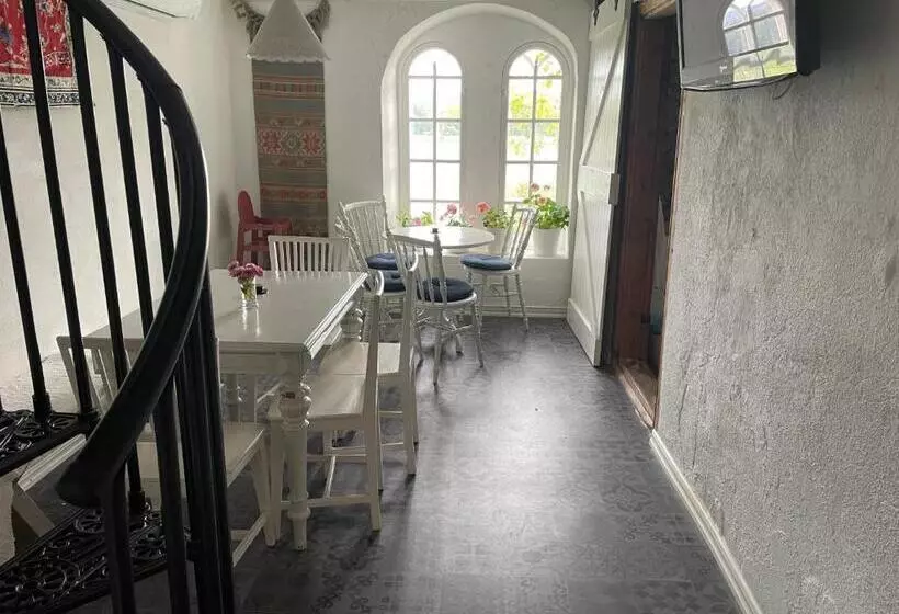 Aamiaismajoitus (B&B) Perssons Magasin