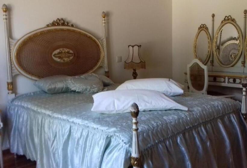 בית מלון כפרי Casa De Besteiros