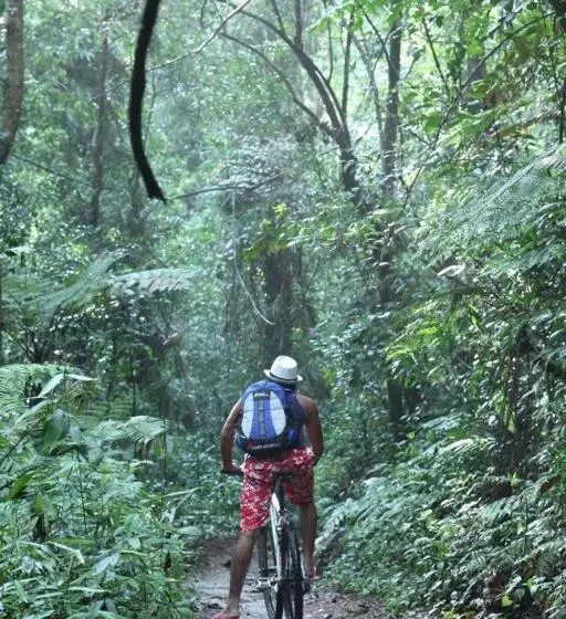 Hotelli Explore Sinharaja Rain Forest Tour Camp