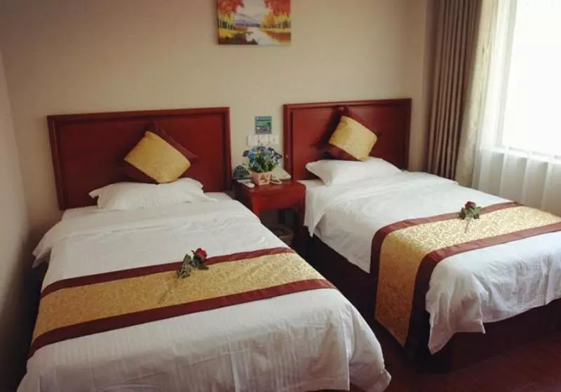ホテル Greentree Inn Anhui Liuan Wanxi Avenue Shengli Road Express