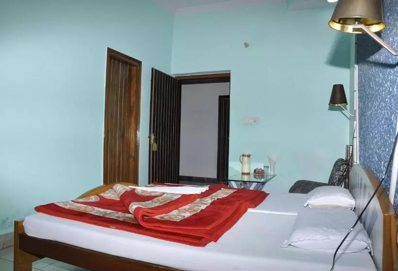 Hotelli Pratiksha