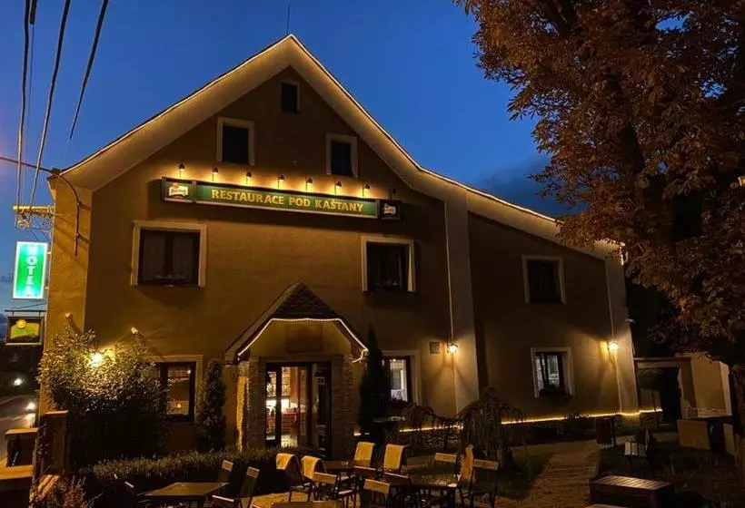 Hotelli & Restaurant Pod Kaštany