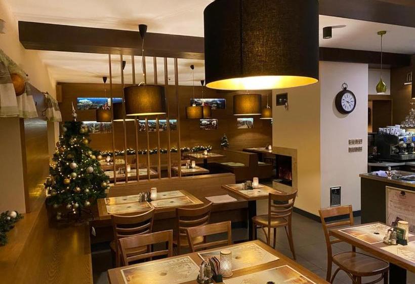 호텔 & Restaurant Pod Kaštany