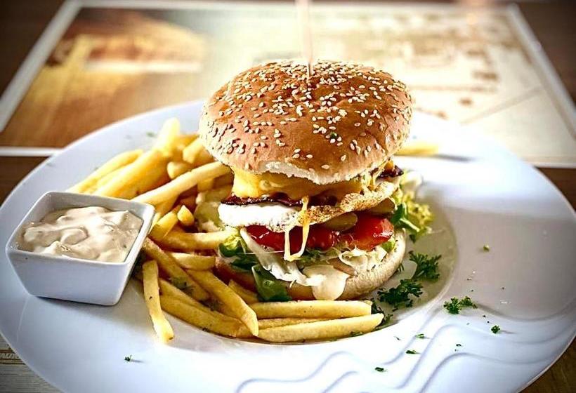 호텔 & Restaurant Pod Kaštany