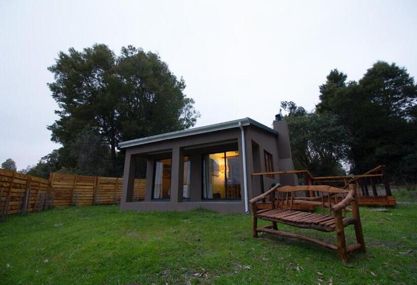 فندق Strawberry Hill Farm