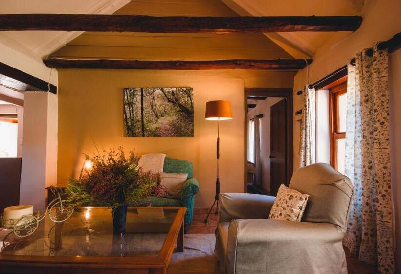 فندق Strawberry Hill Farm