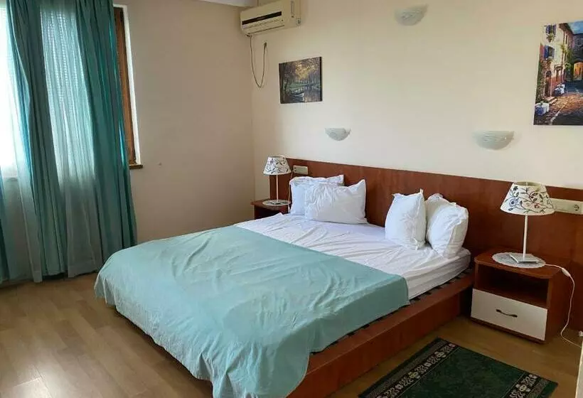 Majatalo Guest House Golden Flake 4km From Bolata Beach