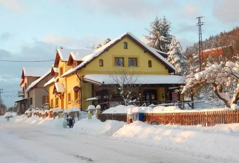 Majatalo Guest House Vila Frýdštejn