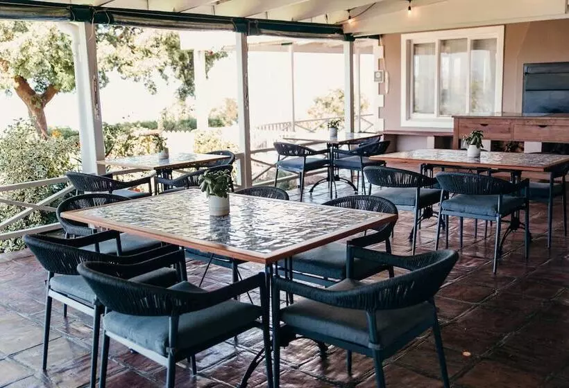 Majatalo Hilltop Boutique