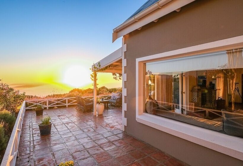 بنسيون Hilltop Boutique