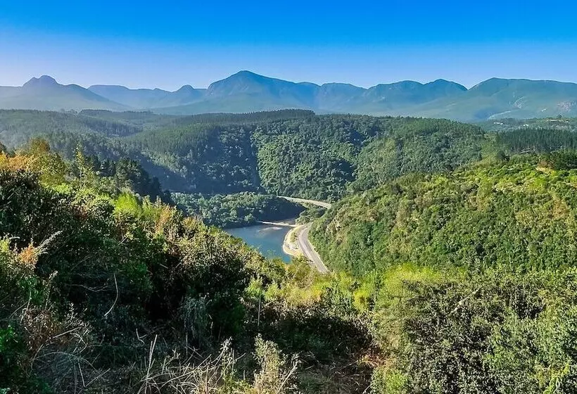 Majatalo Hilltop Boutique